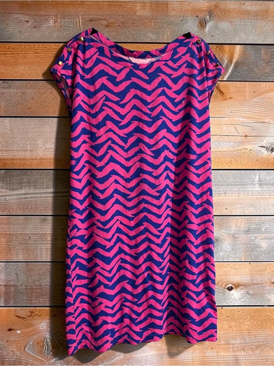 Lilly Pulitzer Dresses & Skirts - Lilly Pulitzer Chevron Print Shift Dress Pink Navy L